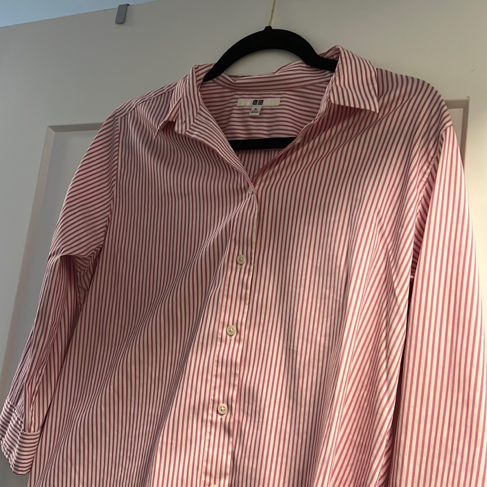 Women’s Long Sleeved Blouse